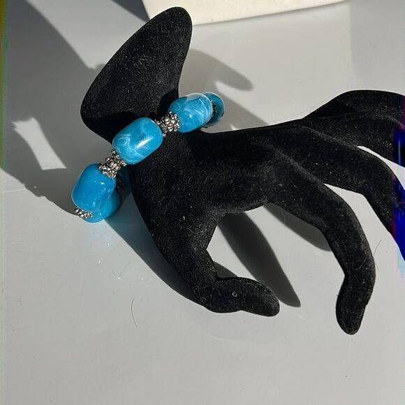 Bundle Sale 3 for $15 | Blue Beaded Stretch Bracelet - Picture 5 of 10